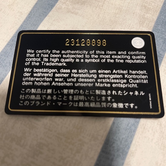 CHANEL Caviar Medium Coco Handle Flap in Red. - Picture 14 of 14